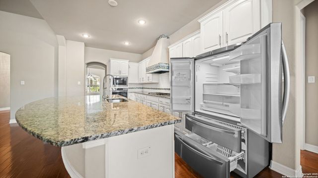 287 Cascade, Castroville, TX 78009