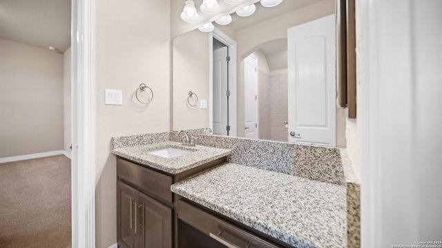 287 Cascade, Castroville, TX 78009