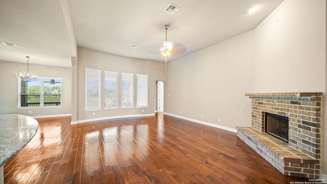 287 Cascade, Castroville, TX 78009