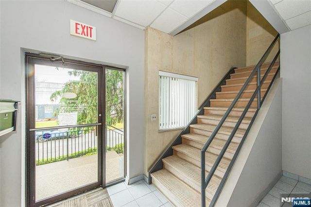 9 Fairfield Avenue, Little Falls, NJ 07424