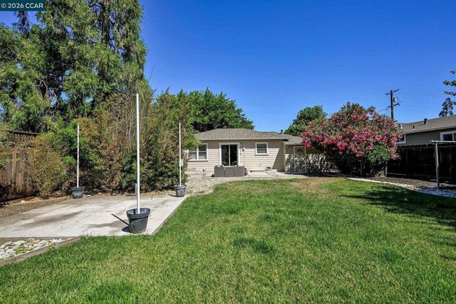 2530 Maple Ave, Concord, CA 94520
