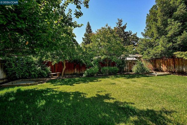 2530 Maple Ave, Concord, CA 94520