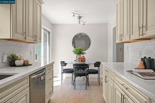 2530 Maple Ave, Concord, CA 94520