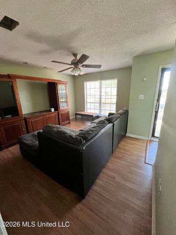 2713 Northridge Drive, Gautier, MS 39553