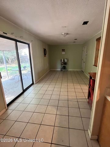 2713 Northridge Drive, Gautier, MS 39553