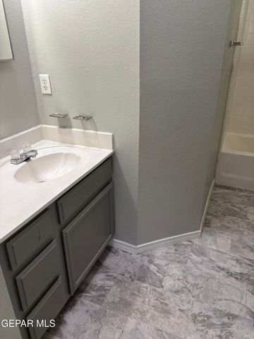 14077 TIERRA DELFIN Drive, El Paso, TX 79938