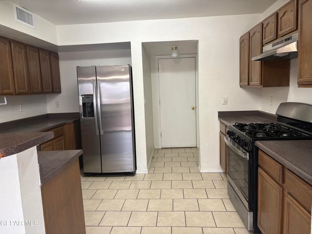 14077 TIERRA DELFIN Drive, El Paso, TX 79938