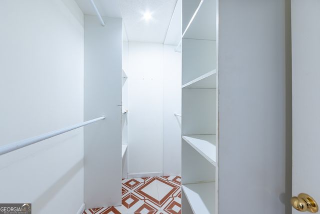 5855 Amerson Lane, Ellenwood, GA 30294