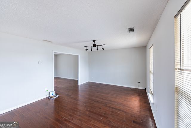 5855 Amerson Lane, Ellenwood, GA 30294