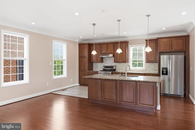 232 PARKVIEW AVE, Gaithersburg, MD 20878