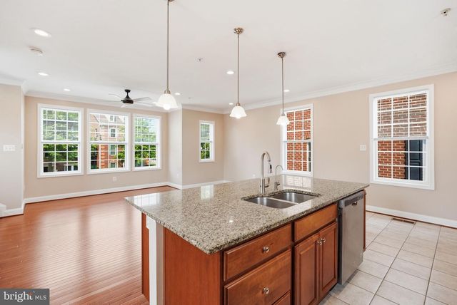 232 PARKVIEW AVE, Gaithersburg, MD 20878