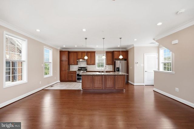 232 PARKVIEW AVE, Gaithersburg, MD 20878