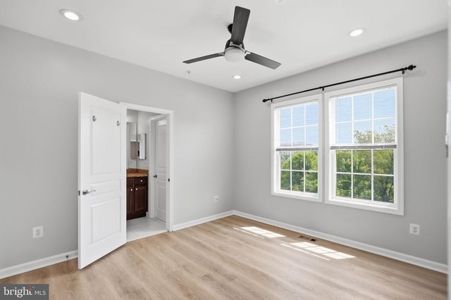 232 PARKVIEW AVE, Gaithersburg, MD 20878