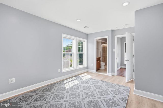 232 PARKVIEW AVE, Gaithersburg, MD 20878