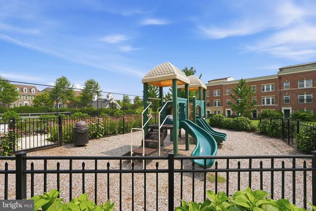 232 PARKVIEW AVE, Gaithersburg, MD 20878