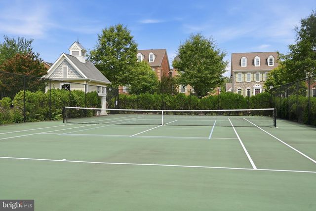 232 PARKVIEW AVE, Gaithersburg, MD 20878