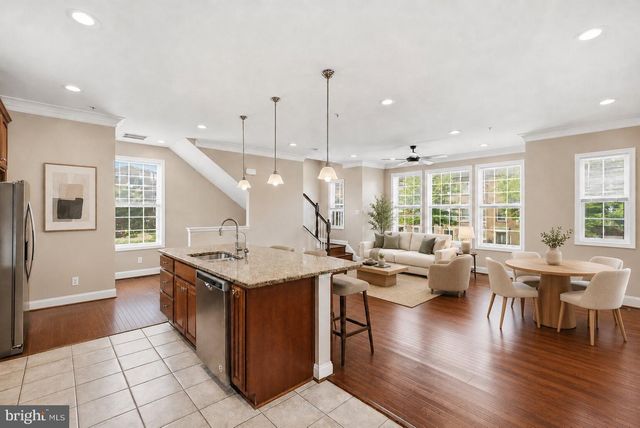 232 PARKVIEW AVE, Gaithersburg, MD 20878