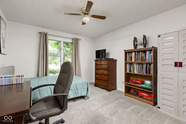 1018 Lakewood South Drive, Brownsburg, IN 46112