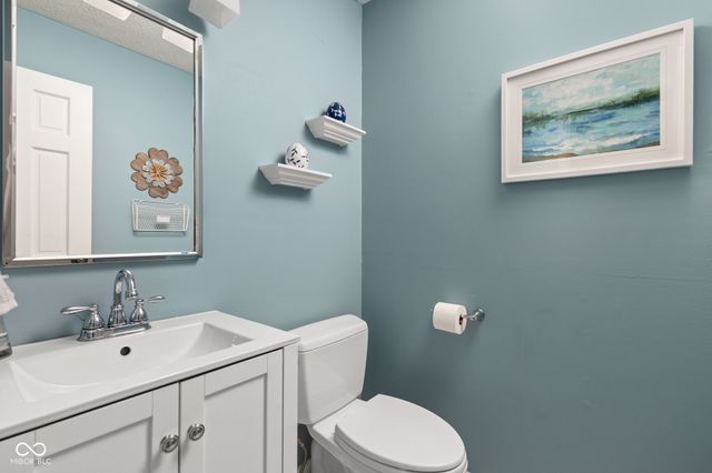 1018 Lakewood South Drive, Brownsburg, IN 46112