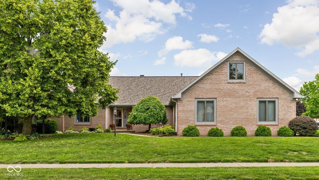 1018 Lakewood South Drive, Brownsburg, IN 46112