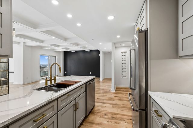 555 Church St Apt 2305, Nashville, TN 37219