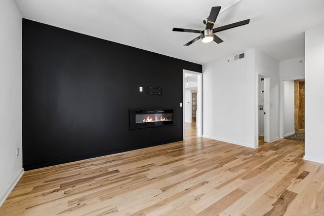 555 Church St Apt 2305, Nashville, TN 37219