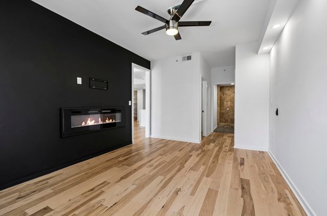 555 Church St Apt 2305, Nashville, TN 37219
