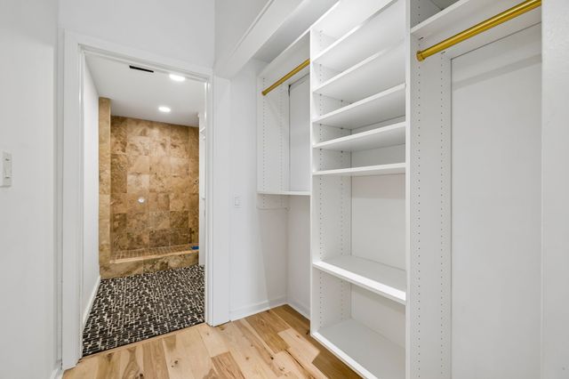 555 Church St Apt 2305, Nashville, TN 37219