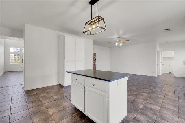 838 Bowen Ct, Yuba City, CA 95993