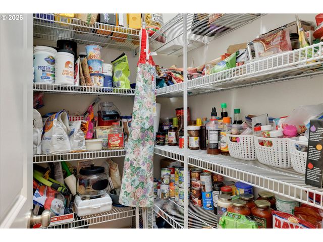 13660 Se TARALON Dr, Happy Valley, OR 97015