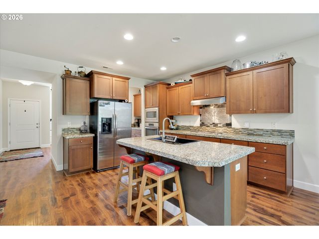 13660 Se TARALON Dr, Happy Valley, OR 97015