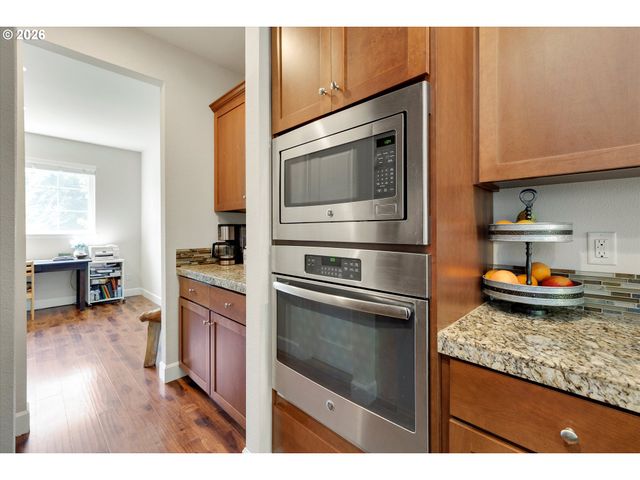 13660 Se TARALON Dr, Happy Valley, OR 97015