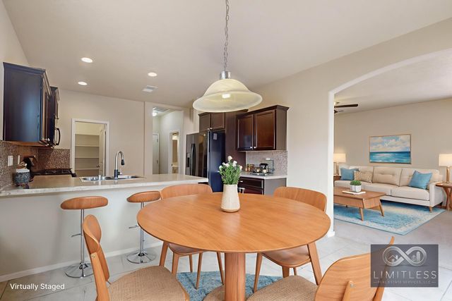 221 Landing Trail NE, Rio Rancho, NM 87124