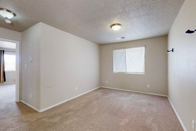 221 Landing Trail NE, Rio Rancho, NM 87124