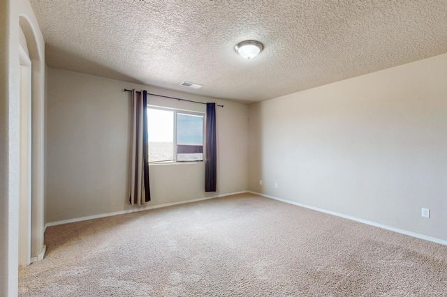 221 Landing Trail NE, Rio Rancho, NM 87124