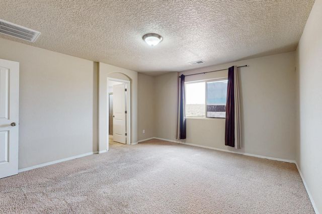 221 Landing Trail NE, Rio Rancho, NM 87124