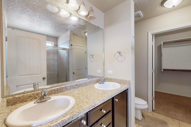 221 Landing Trail NE, Rio Rancho, NM 87124