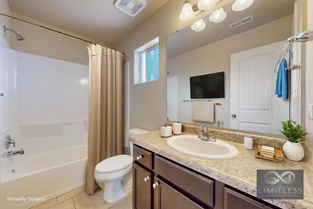 221 Landing Trail NE, Rio Rancho, NM 87124