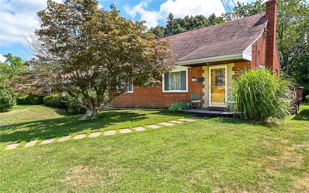 1954 Outlook Dr, Penn Hills, PA 15147