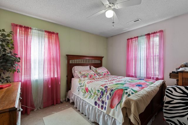460 E Georgia Avenue, Whitwell, TN 37397