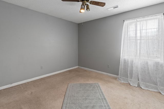 460 E Georgia Avenue, Whitwell, TN 37397