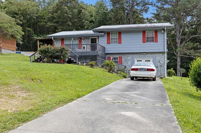 460 E Georgia Avenue, Whitwell, TN 37397