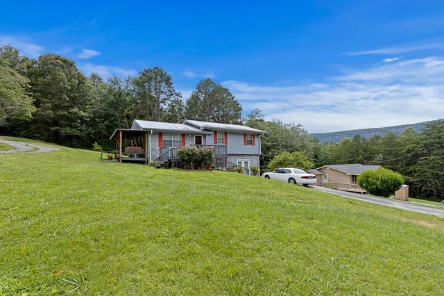 460 E Georgia Avenue, Whitwell, TN 37397