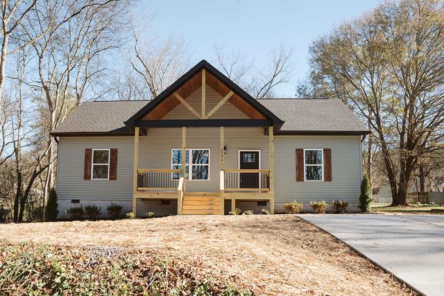 2996 Railroad Street, Charleston, TN 37310