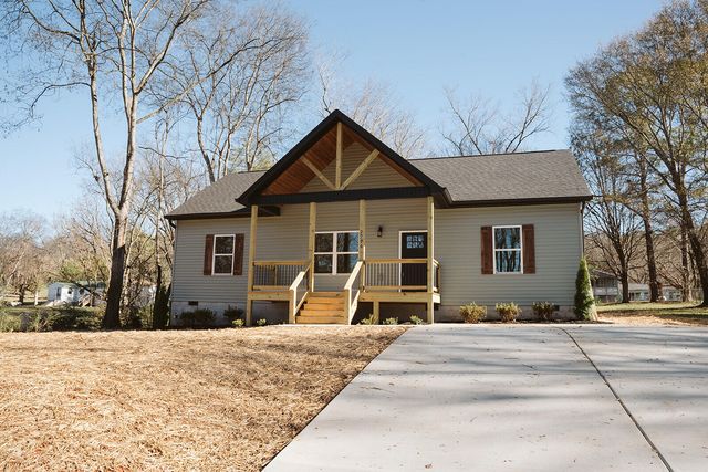 2996 Railroad Street, Charleston, TN 37310