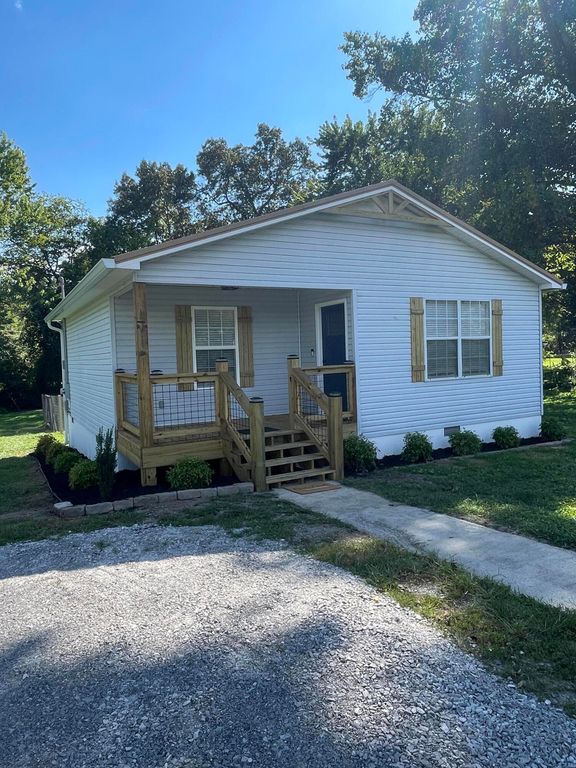 82 Curtis Road, Pikeville, TN 37367