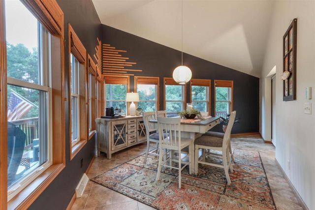 918 S MAIN STREET, Waupaca, WI 54981