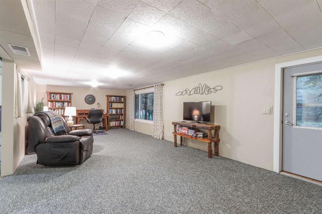 918 S MAIN STREET, Waupaca, WI 54981