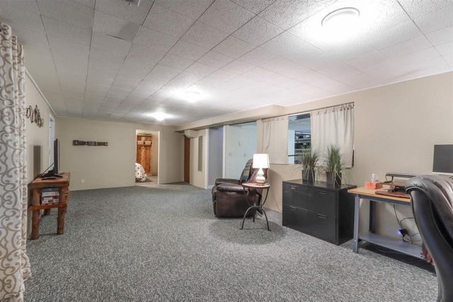 918 S MAIN STREET, Waupaca, WI 54981