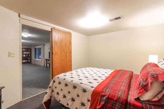918 S MAIN STREET, Waupaca, WI 54981